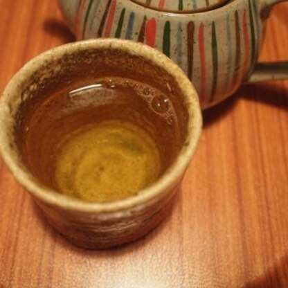 美味しい！緑茶も好き　入れるの面倒で夏は回数減ってたけど、これからまた増えそう♪アレンジの飲み方飽きないし楽しい